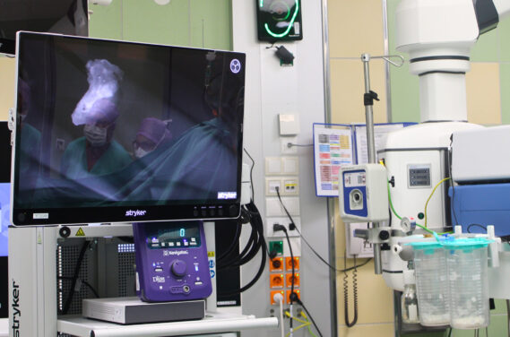 Monitor surgery
